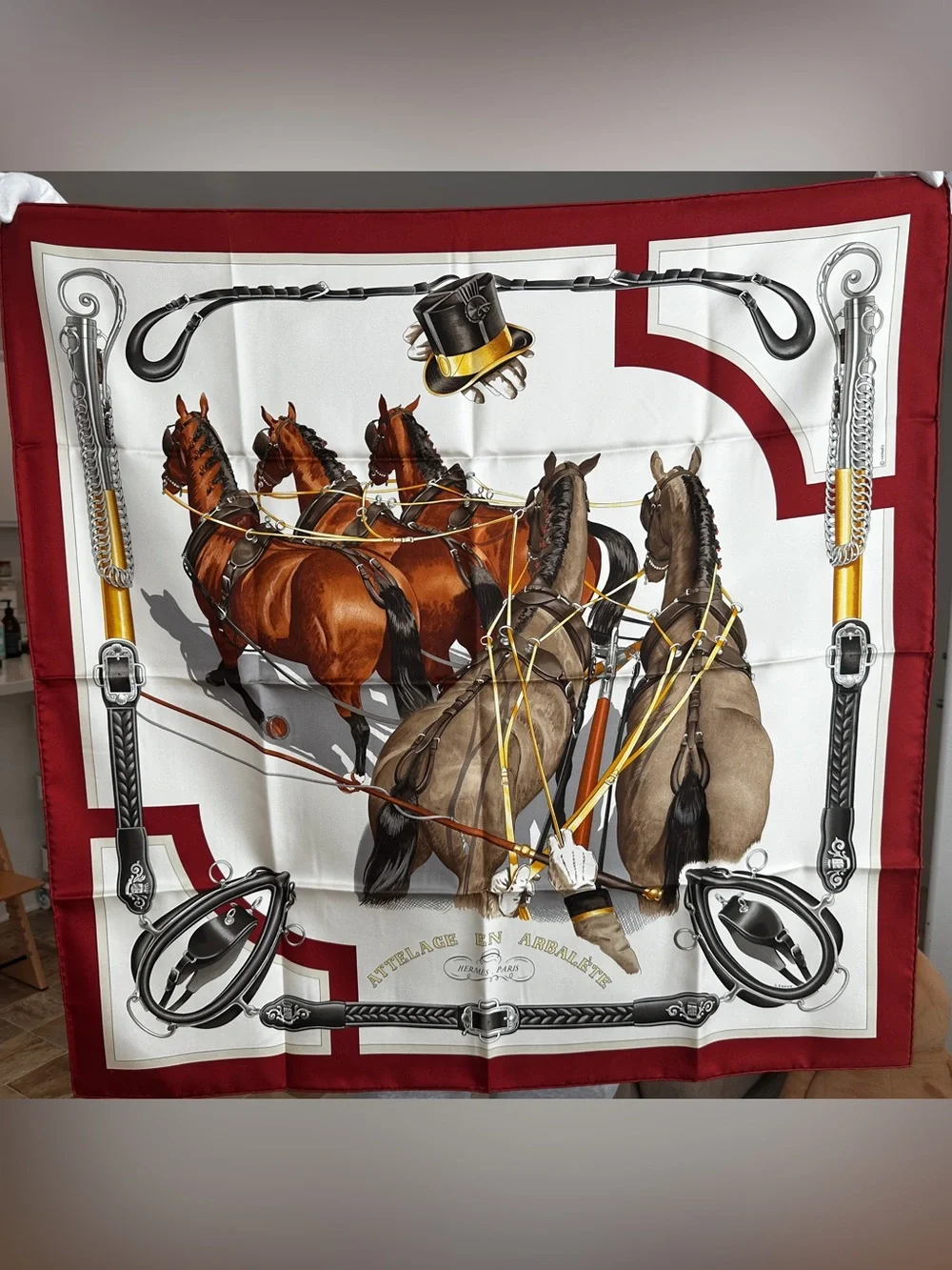 Hermes Attelage en Arbalete forever scarf 90
